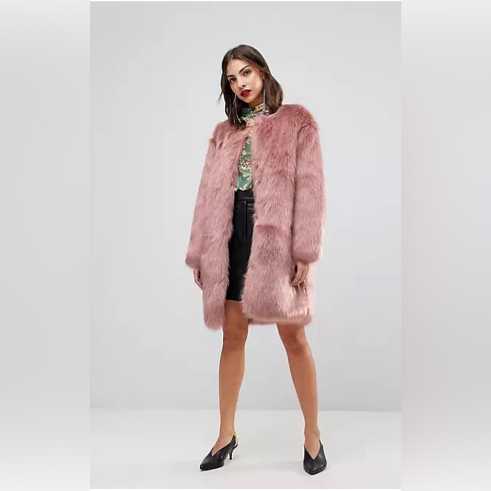 Mango oversized faux fur coat- NWT. XS-S